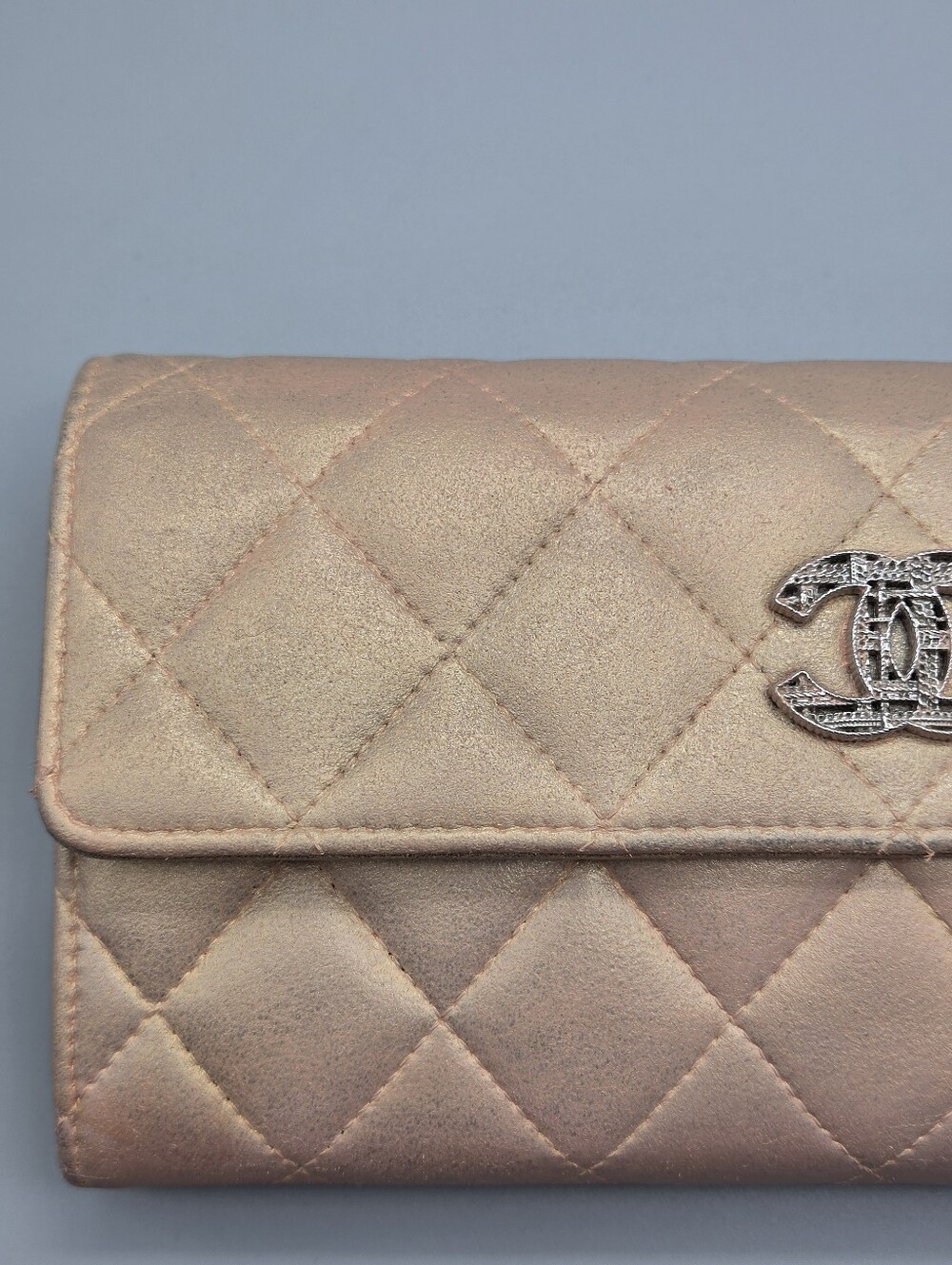 💛CHANEL Authentic Iridescent Wallet/Clutch💛 - Picture 13 of 17